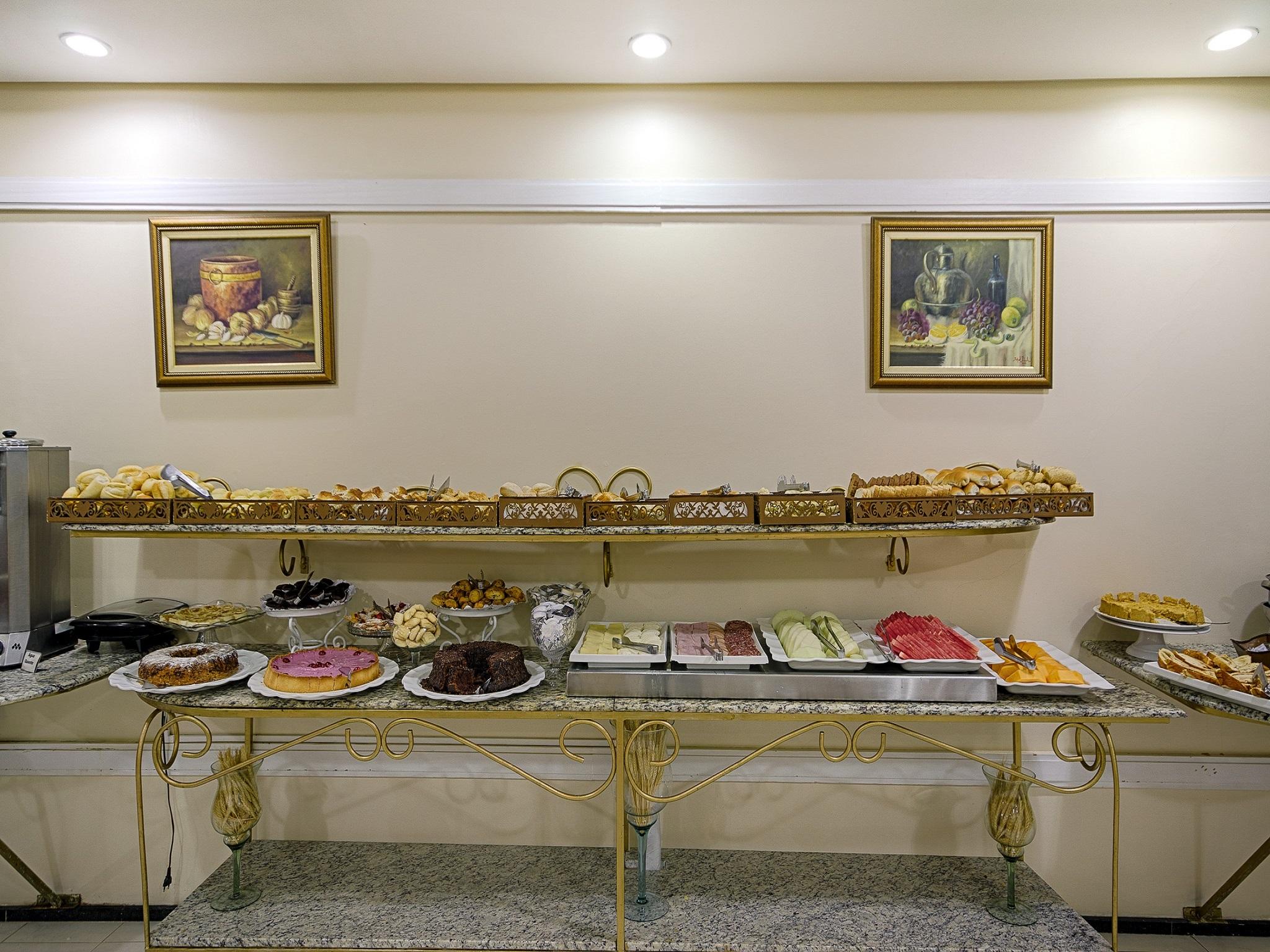 Hotel Golden Park Curitiba By Nacional Inn Екстер'єр фото