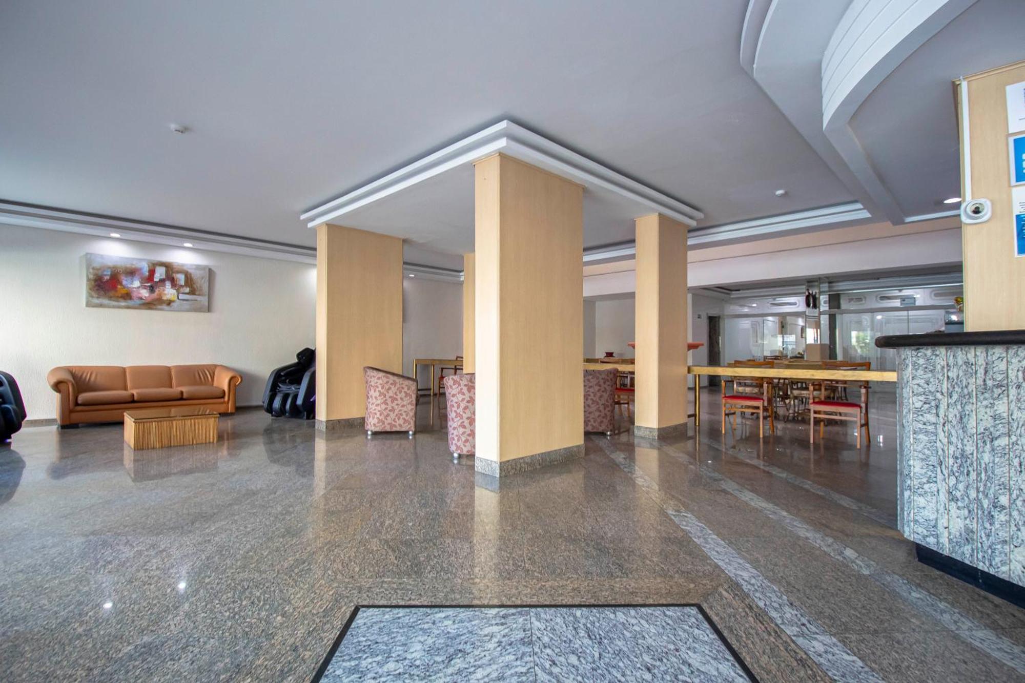Hotel Golden Park Curitiba By Nacional Inn Екстер'єр фото