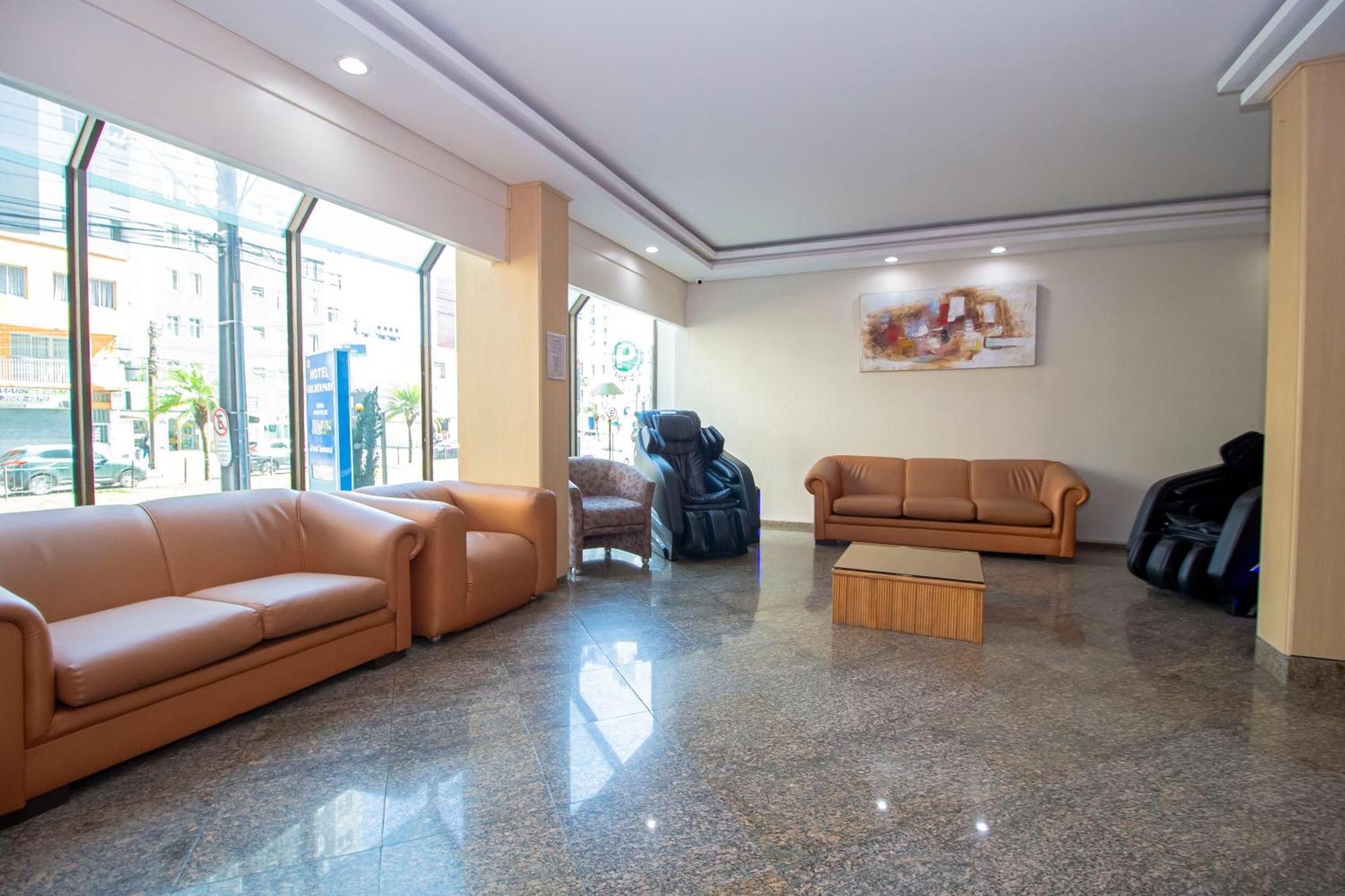 Hotel Golden Park Curitiba By Nacional Inn Екстер'єр фото