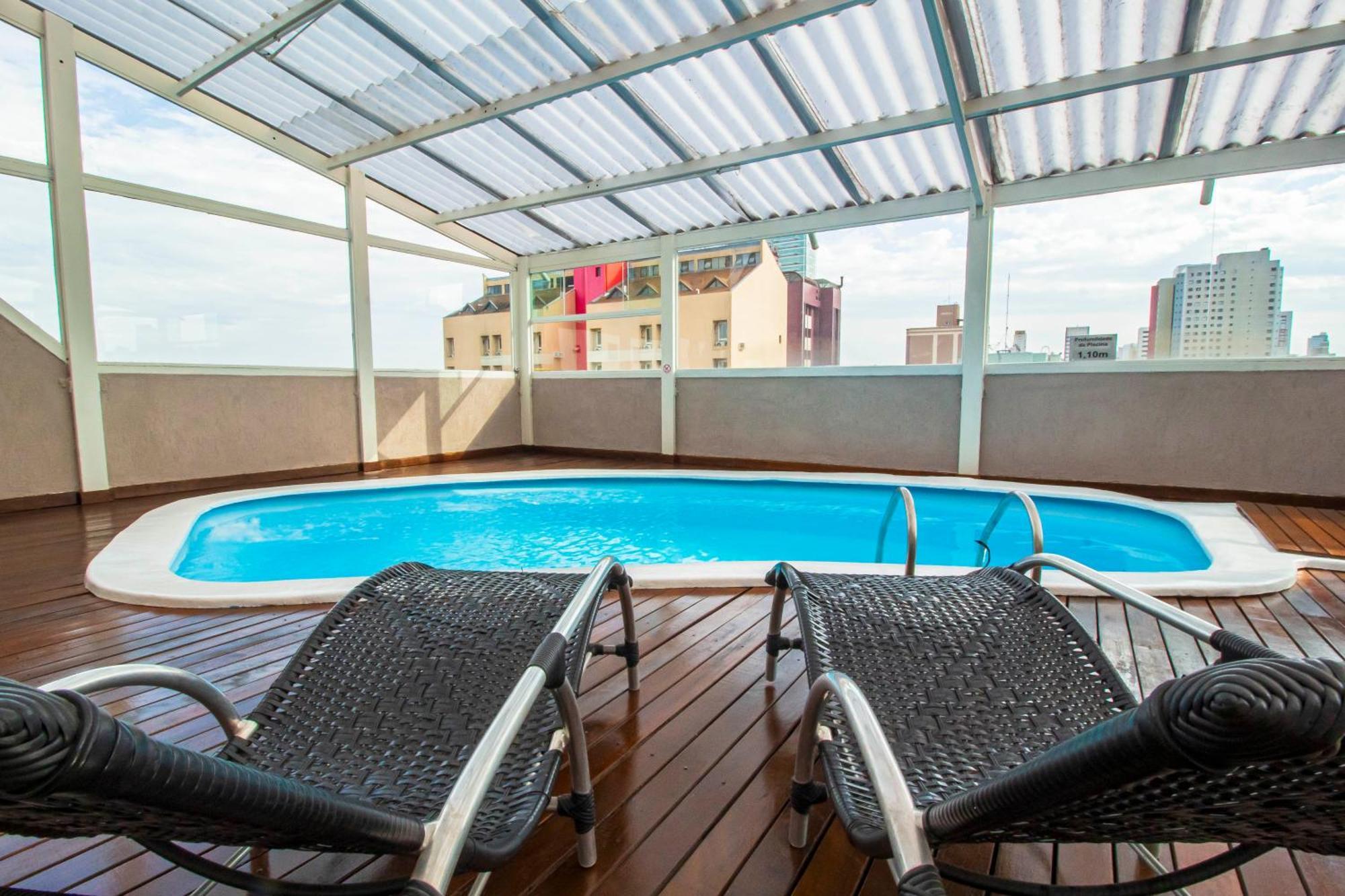 Hotel Golden Park Curitiba By Nacional Inn Екстер'єр фото