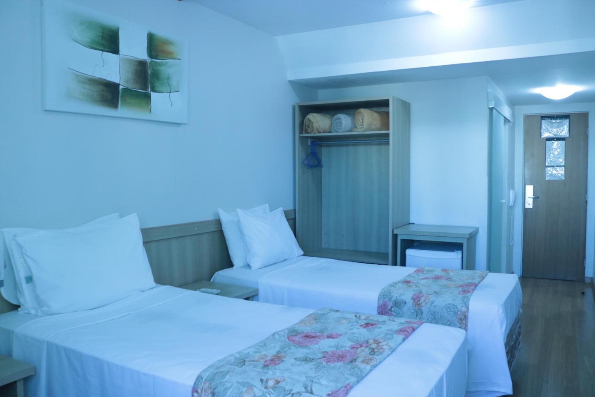 Hotel Golden Park Curitiba By Nacional Inn Екстер'єр фото