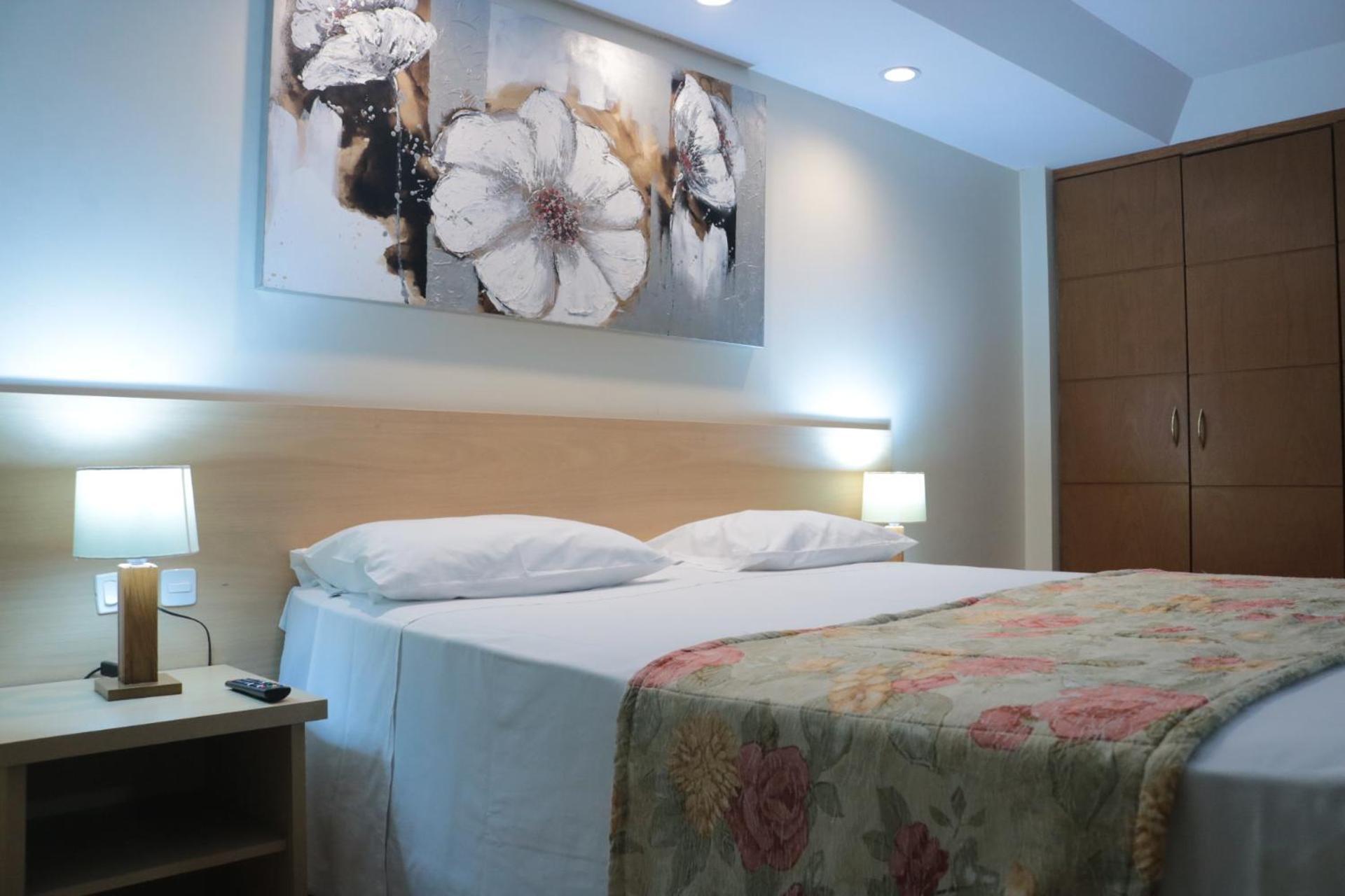 Hotel Golden Park Curitiba By Nacional Inn Екстер'єр фото