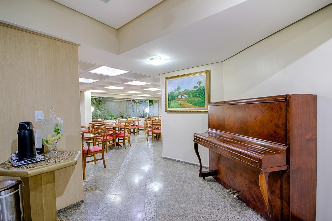 Hotel Golden Park Curitiba By Nacional Inn Екстер'єр фото